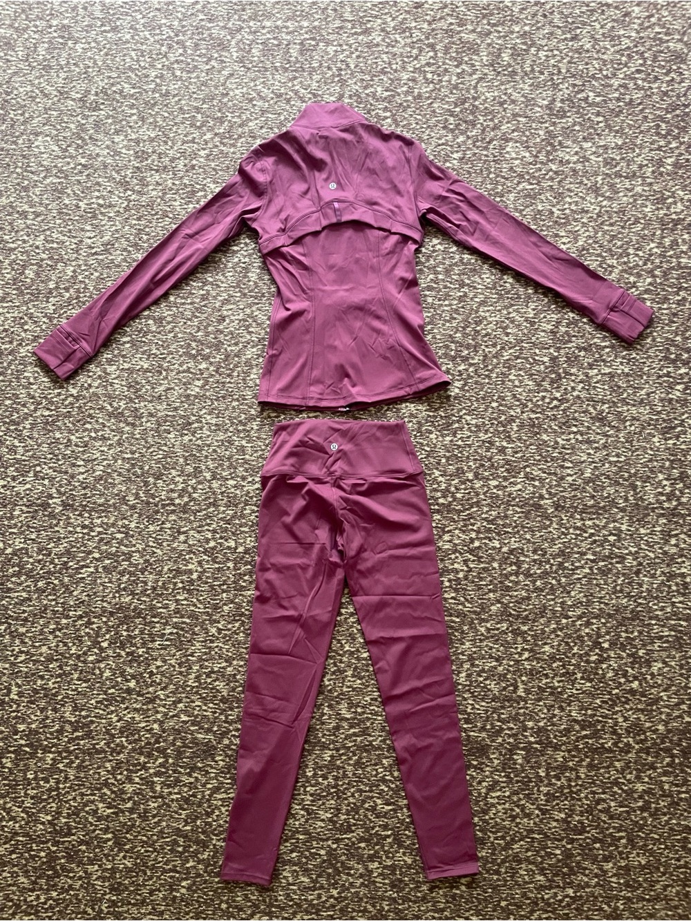 Dark red Lululemon define jacket leggings set - Picture 2 of 4